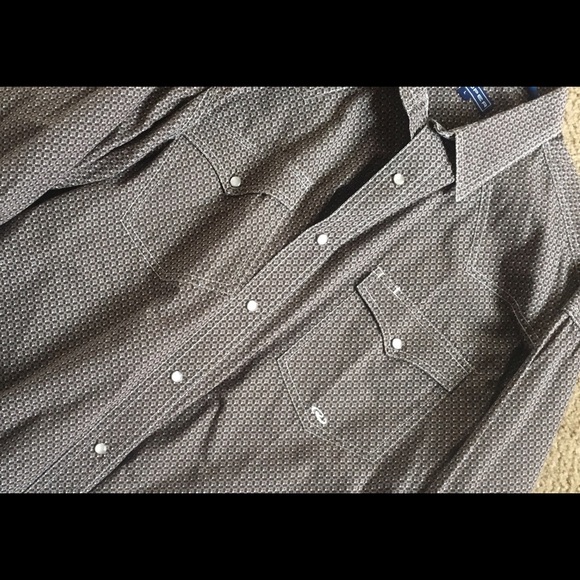 Roper Pearl snap shirt