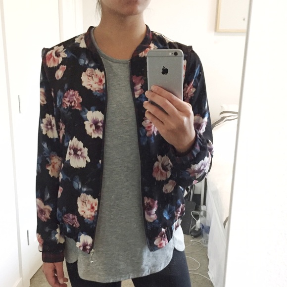 Zara Jackets & Blazers - LOWEST! HP! Zara Floral & Plaid Bomber Jacket