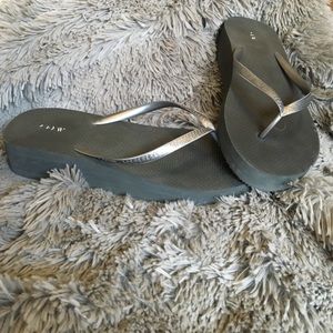 J Crew Black and Silver Flip Flops
