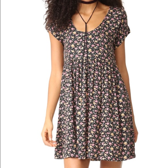 Joie Dresses & Skirts - Joie Flowered Print Dress