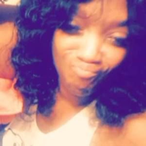 Meet your Posher, Connie