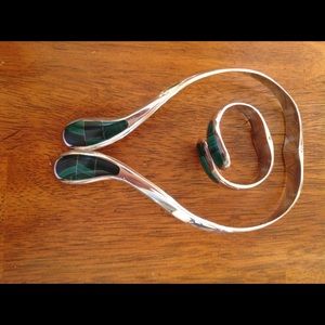 Silver necklace & bracelet set