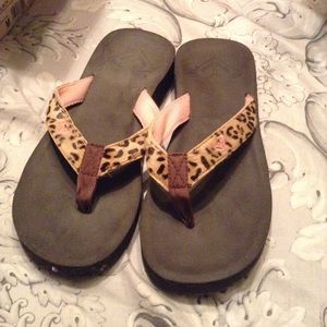 Roxy flip flops