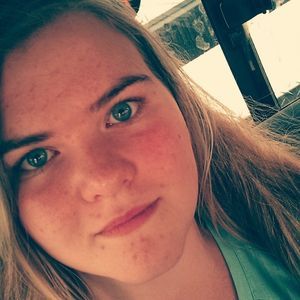 Meet your Posher, Katelyn