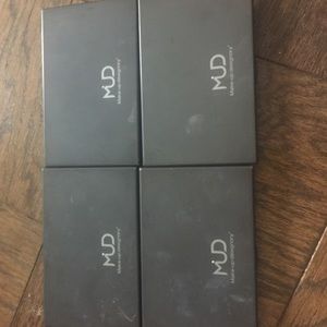 Mud foundation, contour,color correcting palettes