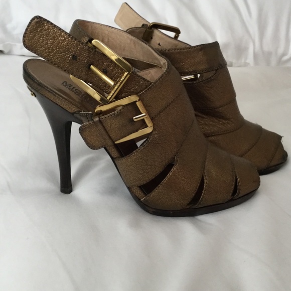 Michael Kors heel