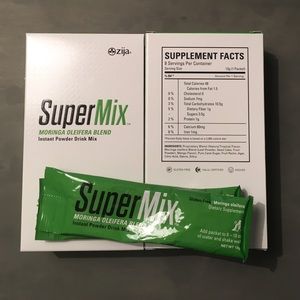 SOLD. 18 pouches of Zija supermix