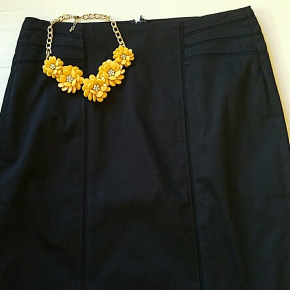 White House Black Market Skirt