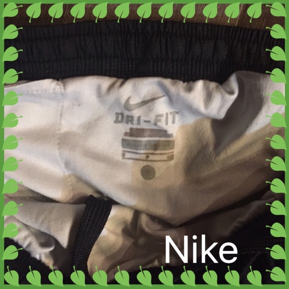 ❌Nike brand shorts!❌ - Picture 2 of 3