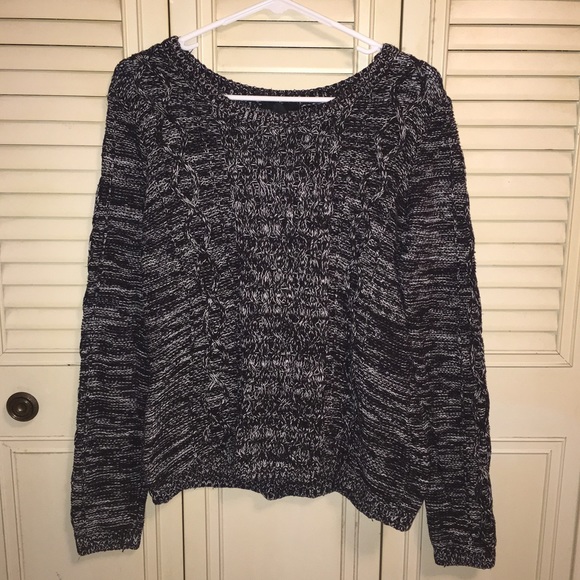 Black / White Knit Sweater ⚫️⚪️