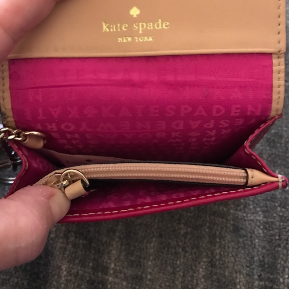 On HOLD Kate Spade keychain wallet - Picture 2 of 3
