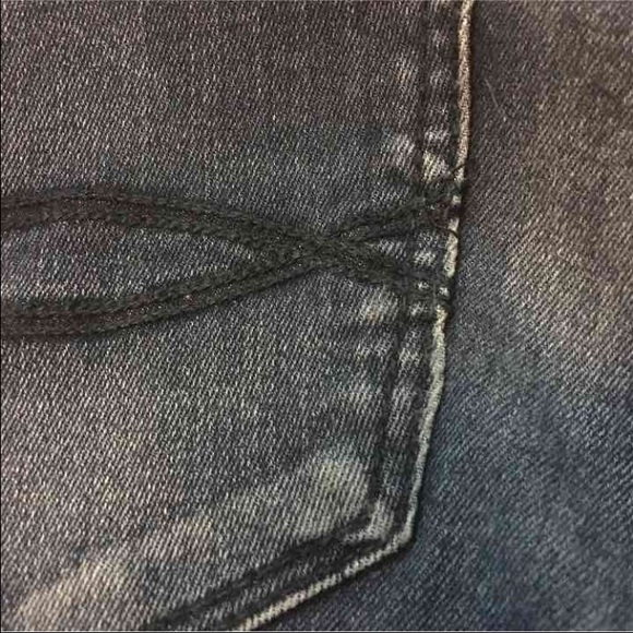 Abercrombie&Fitch Dark Wash Skinny Jeans - Picture 3 of 4