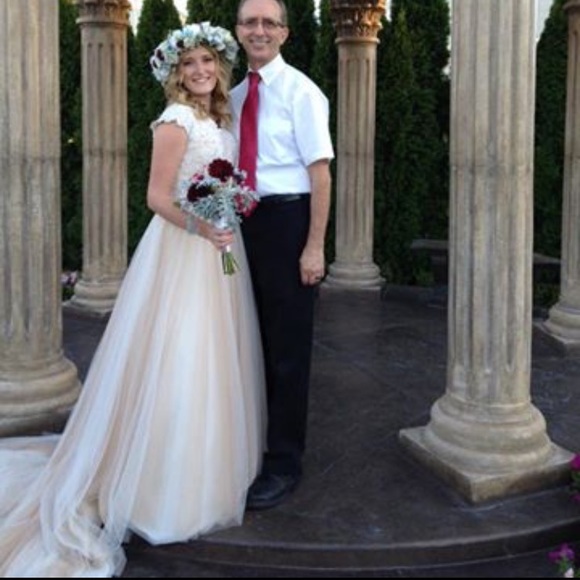 Wedding Dress - Picture 3 of 5