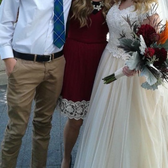 Wedding Dress - Picture 4 of 5