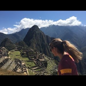 Meet your Posher, Adriana