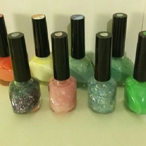 Funky Fingers nail polish bundle of 5
