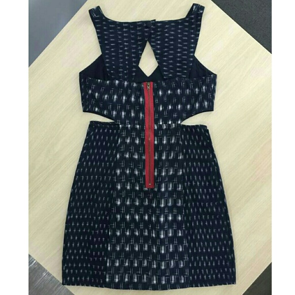 Staring at Stars Cutout Dress - Picture 2 of 3