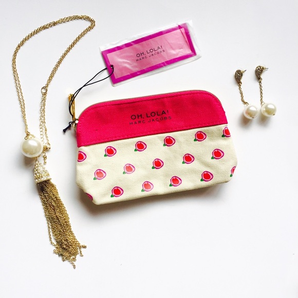 Jewelry or Makeup Bag - Picture 1 of 1