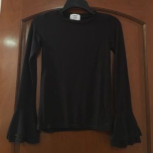 ✨BLOWOUT SALE✨ Bell sleeve top