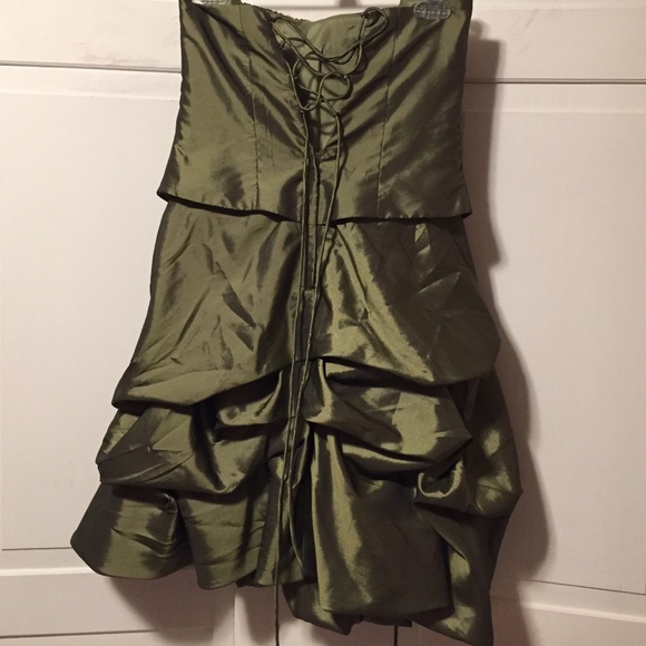 Fun Dress - Picture 3 of 4