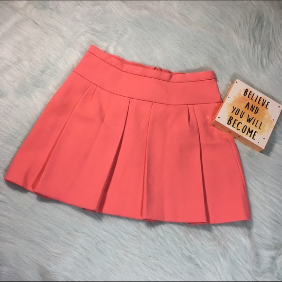 J. Crew Dresses & Skirts - J.Crew Box Pleated Pink Skirt