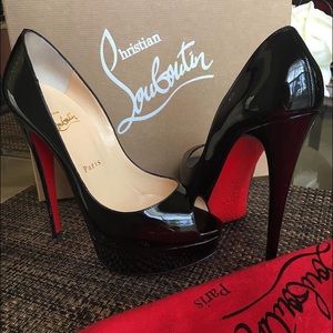Christian louboutin lady peep