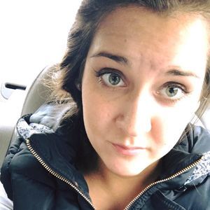 Meet your Posher, Holly