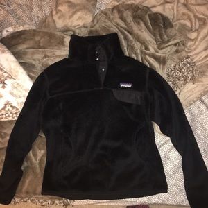 on hold!!! Black Patagonia Fleece