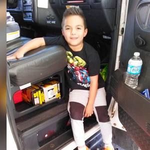 Meet your Posher, Roberto rodrigo