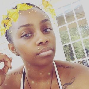 Meet your Posher, Aaria