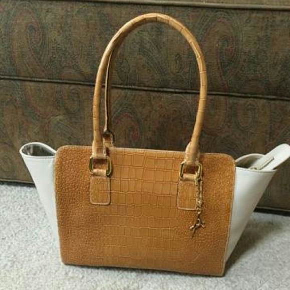 Andalossi Handbag