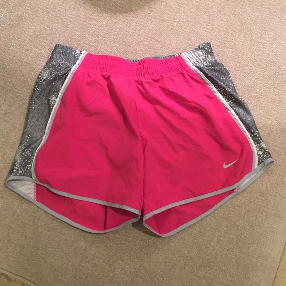 Nike Pants - Nike Dri Fit workout shorts