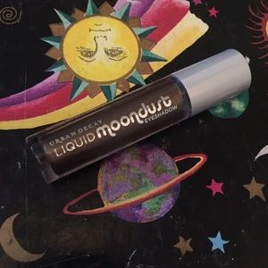 Urban Decay Liquid Moondust in Spacetime