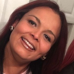 Meet your Posher, Yvette