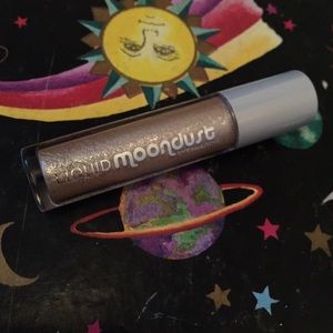 Urban Decay Liquid Moondust in Chem Trail