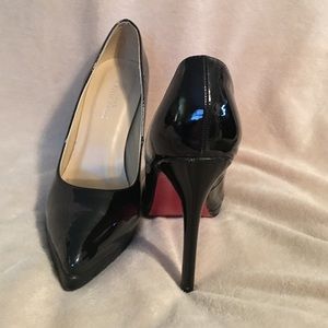 Black heels with red sole