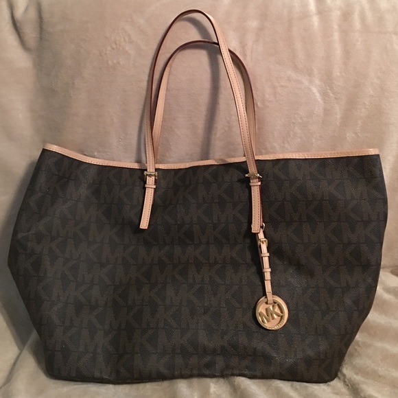 Michael Kors Hayley large logo tote