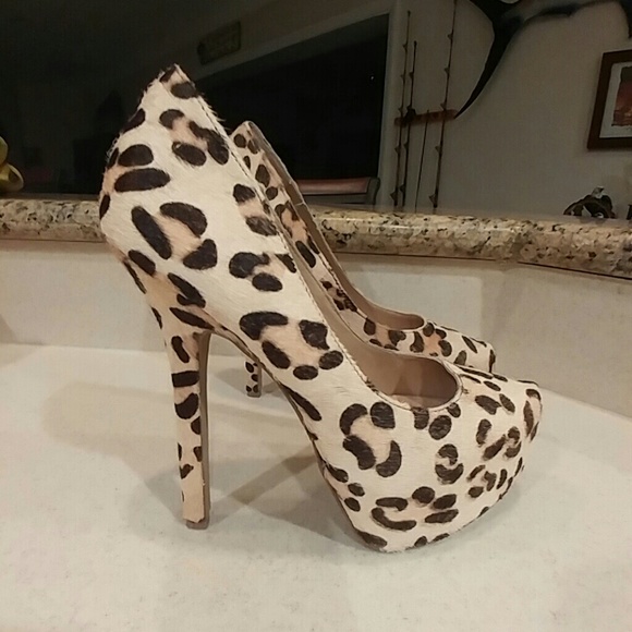 SALE New steve madden platforms