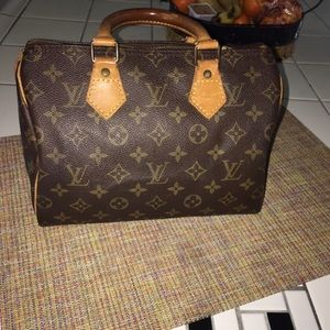 🎯🎯🎯SOLD🎯🎯🎯🎯🎯🎯🎯🎯Louis Vuitton Speedy 25