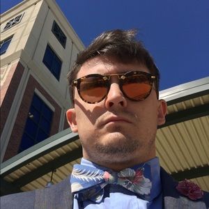 Meet your Posher, Zachary