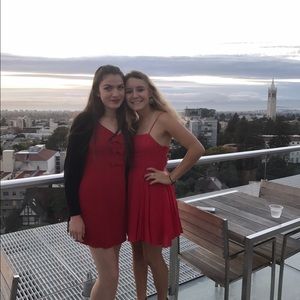 Meet your Posher, Emilia