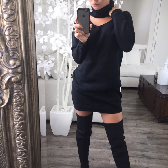 🆕Black Cut Out Turtle Neck Dress - Picture 3 of 4
