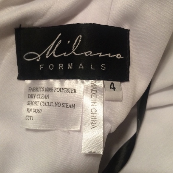 Formal or prom dress - Picture 3 of 4