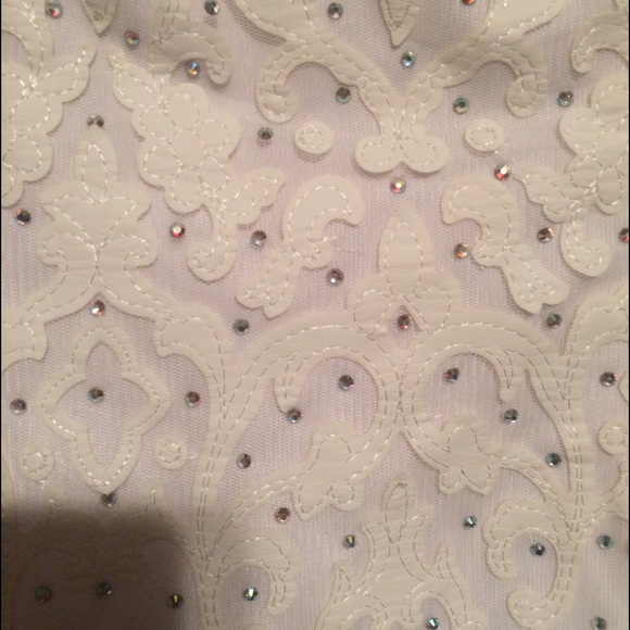 Formal or prom dress - Picture 4 of 4