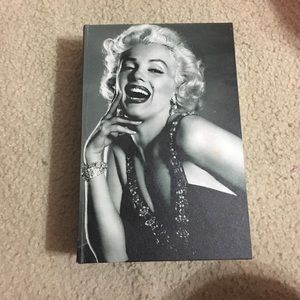 Marilyn Monroe jewelry box