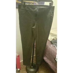 Vera Wang Poly-Rayon-Spandex Stretch Pants