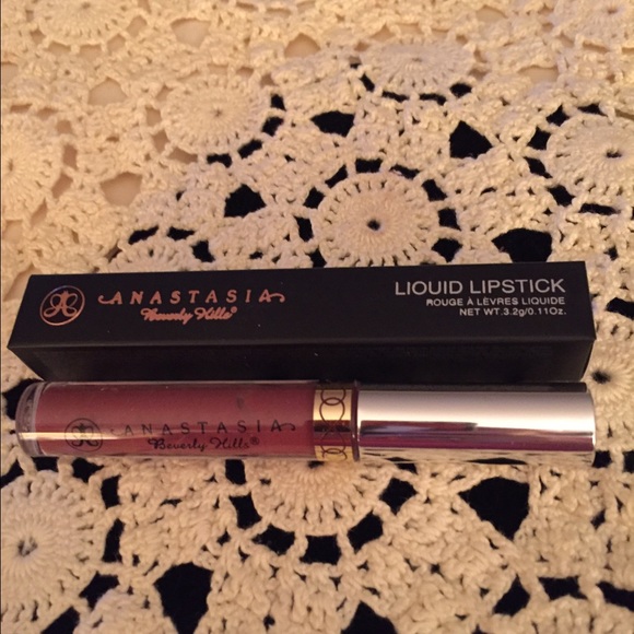 Anastasia Beverly Hills Other - Anastasia matte long lasting lip color