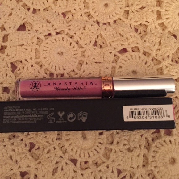 Anastasia matte long lasting lip color - Picture 3 of 4
