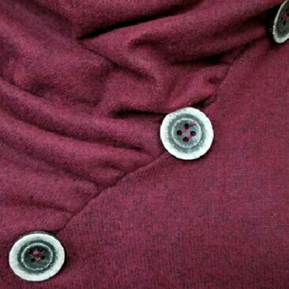 Burgundy Neck Button Top - Picture 3 of 3