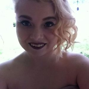 Meet your Posher, Felicity